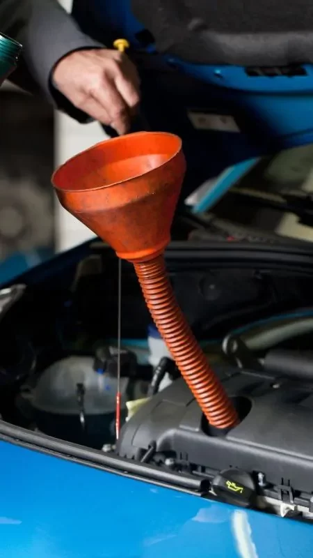 hand without automotive gloves